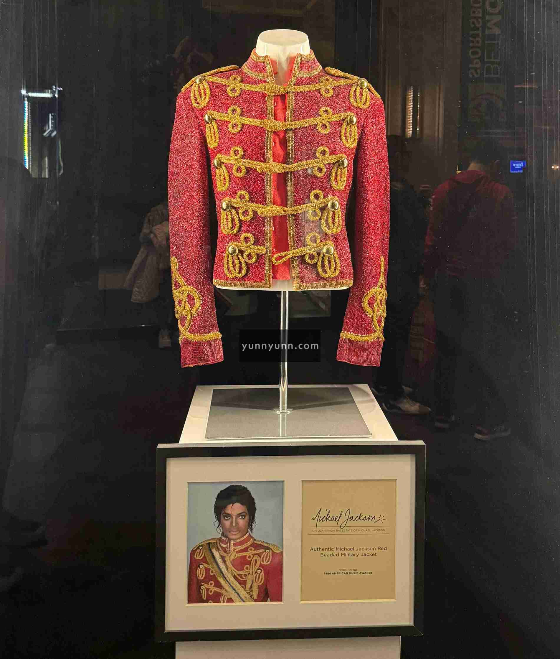 麥可傑克森服裝