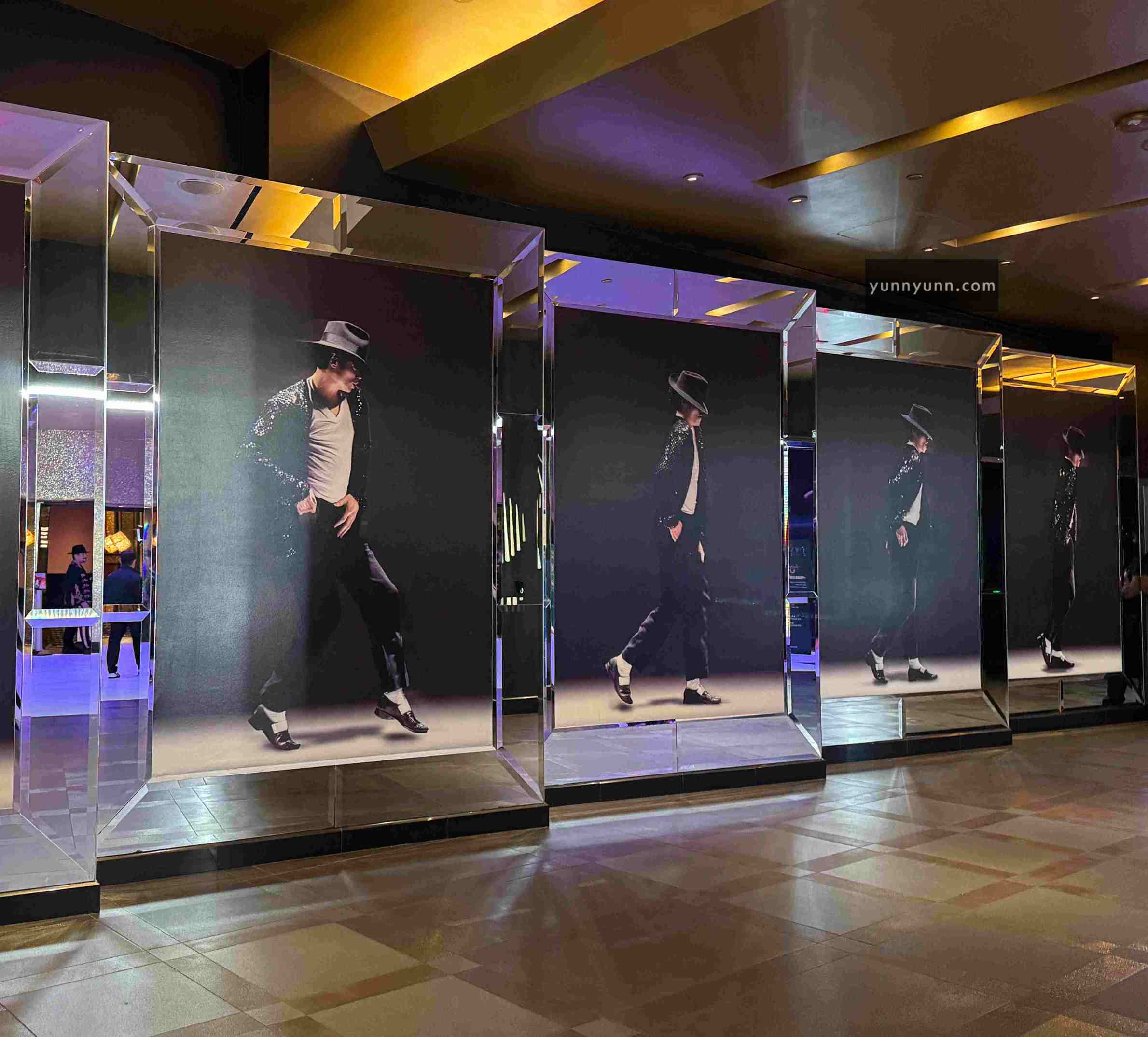 整片麥克傑克森照片牆